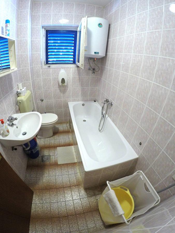 Blue City Apartment'S Repic Biograd Na Moru Exterior photo